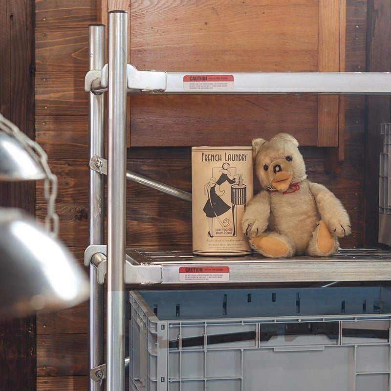 SCAFFOLD LIKE SHELF / 耐荷重 80kg / 洗練された無骨なデザインが雰