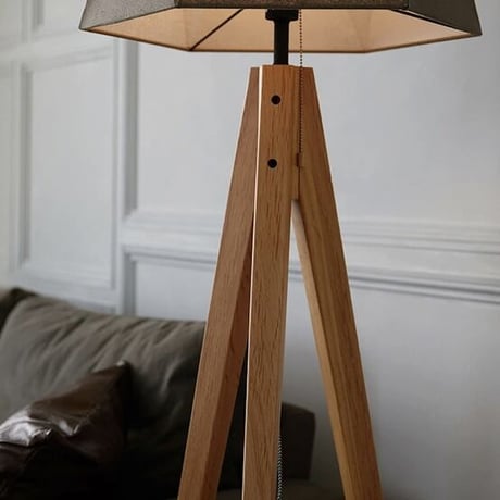 Espresso 2 -floor lamp / エスプレッソ2フロアーランプ / 1灯 E26 60W 木製脚 LED対応 無垢材 北欧シンプル ARTWORK STUDIO AW-0572