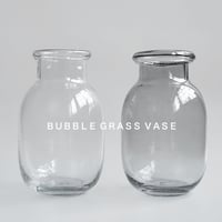 ＢＵＢＢＬＥ ＧＲＡＳＳ ＶＡＳＥ / ガラスにランダムな気泡が入っているシルエットが愛らしいトールサイズの花瓶 / CLEAR , GLAY