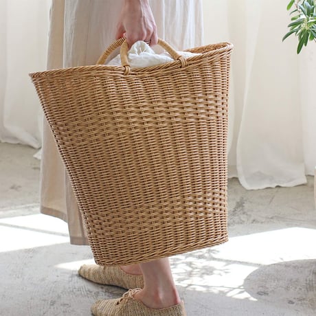 UTILE NAIR LAUNDRY BASKET / ランドリーバスケット / 水に強いポリプロピレン・ポリエチレンチューブを使って手作業で編まれたバスケット。