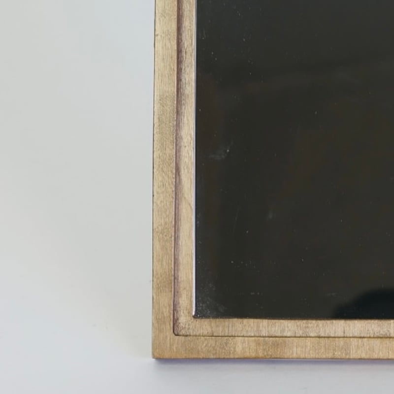 WOODEN FRAME MIRROR / 枠の個性が空間も引き立たせるアートフレーム