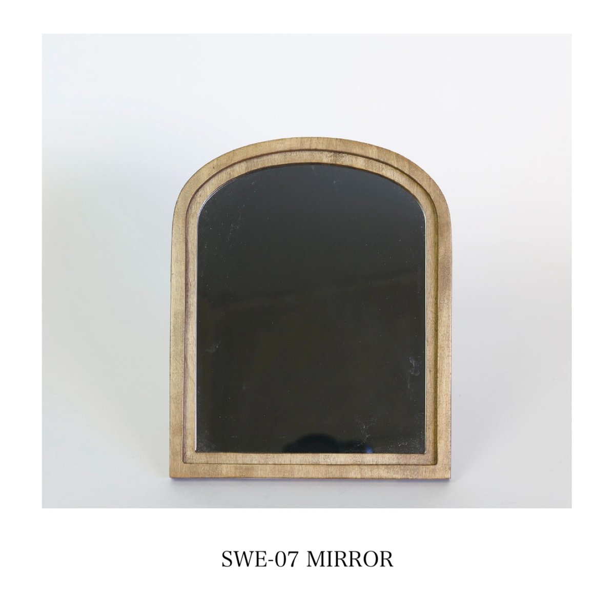 WOODEN FRAME MIRROR / 枠の個性が空間も引き立たせるアートフレーム