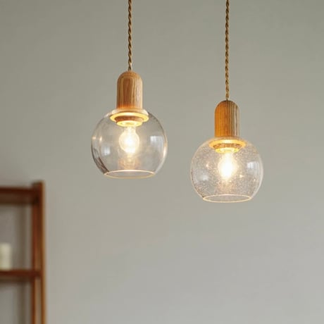 Kleff pendant light / ナチュラルで木目の美しいオーク材のミニマルキュートなペンダントライト / CL クリアガラス BU バブルガラス