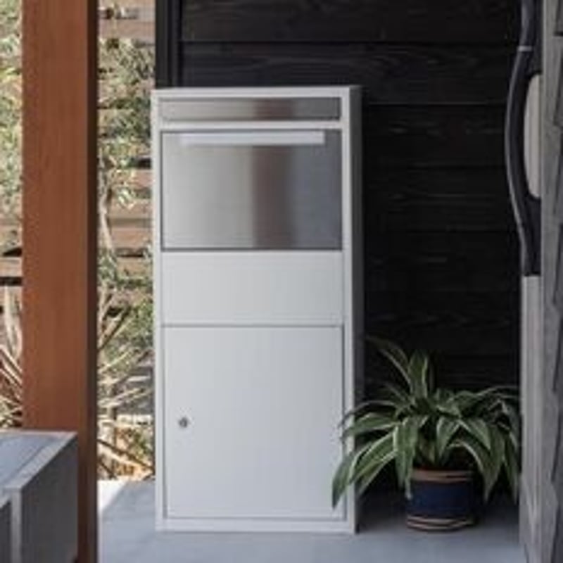 シンプルでスタイリッシュ 外観とバランスのとれたデリバリーボックス