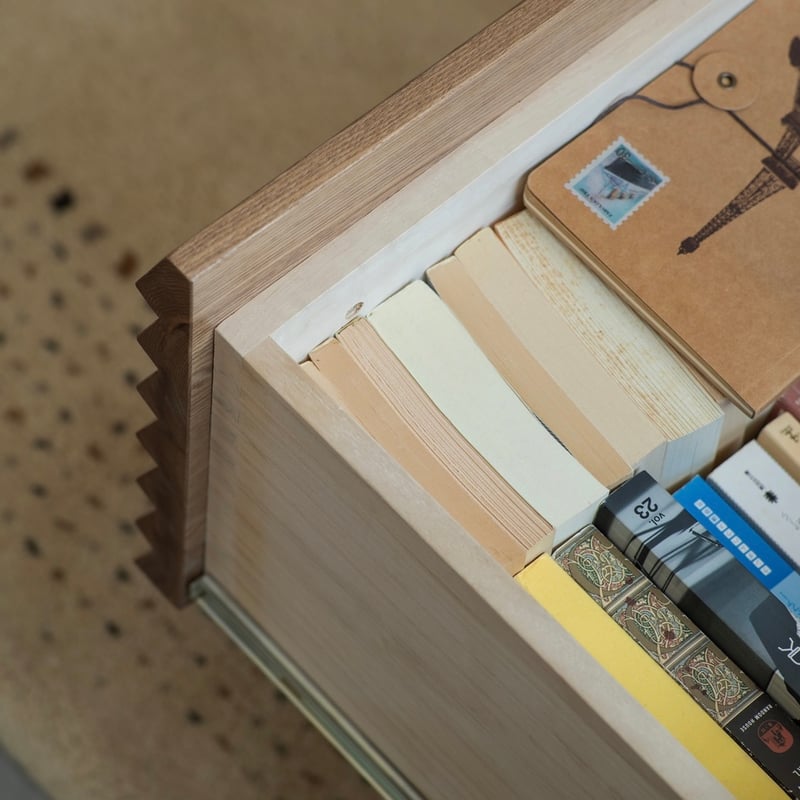 TV BOARD 200 / 重厚感のあるタモ無垢材・突板のテレビボード
