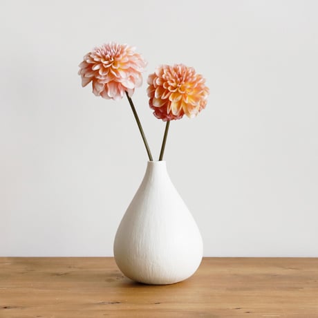 FLOWER VASE PUFFY（porcelain）/ パフィ/ マットな質感 磁器製のフラワーベース パフィ