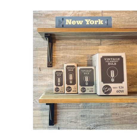 SHELF600 / AXCIS : BLACK WOOD + BRASS BRACKET / サイズ : W60.5 × D18 ×H17cm / ウォールシェルフ / 棚 ラック / 壁面収納