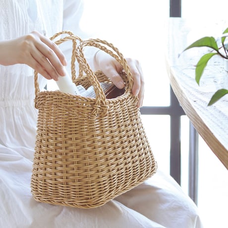 今市隆二 RILY ベージュショルダーバッグとバンダナとピンバッチの3点セット 今市隆二 RILY ベージュショルダーバッグとバンダナとピンバッチ