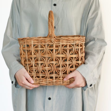 RATTAN OVAL BASKET LOOP / 見せる収納としても美しくナチュラルな素材感のラタンバスケット / リビング収納 / バスケット