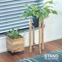IRON + WOOD FOLDING POT STAND / 植物の目線を上げ高低差を出すことで空間にリズムを与えインテリアのアクセントに。
