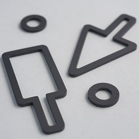 Toilet line sign plate   / IRON 'n' BRASS / シンプルでセンスの良いトイレサイン / アイコン / ＴＯＩＬＥＴ