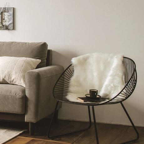 WIDE CHAIR / BLACK . SILVER . GOLD / リビング / ダイニングチェア /  座り心地がすごく心地良い。