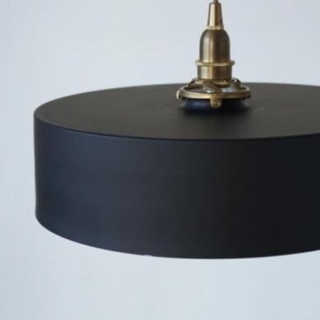 Yen PENDANT LIGHT / E26 60cm / ダイニングペンダント / アイアンシェード  イエン + 真鍮灯具 / シーリングカバー付 / AXCIS  TYPE  A ※電球なし