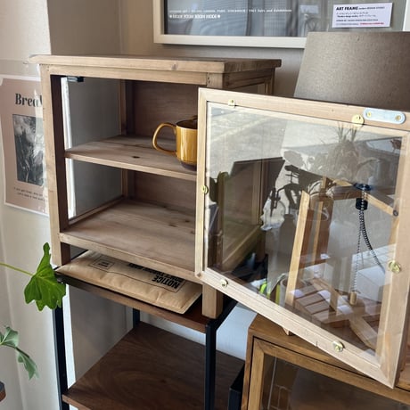 WOOD KITCHEN CABINET / 大きめサイズでたくさん収納 両サイドもガラス面 / サイズ : W380×D250×H400mm  キッチン収納キャビネット ガラスショーケース