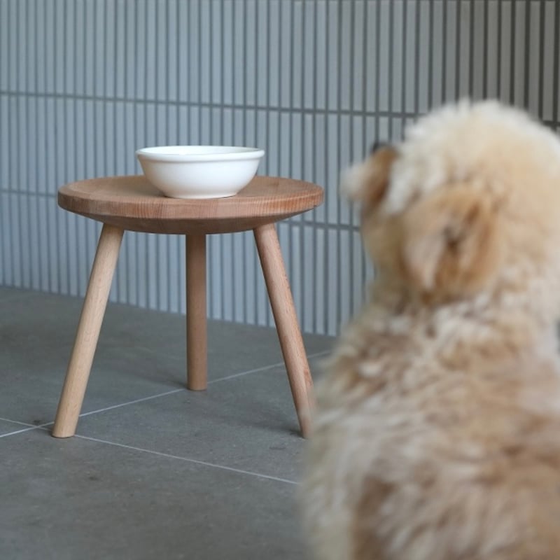 3 legs stool round / H250mm / 洗練された3本レッグの木製