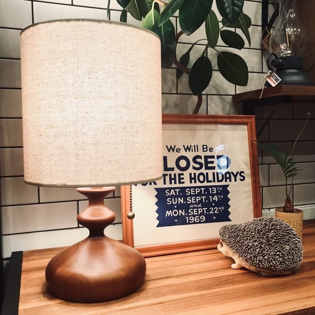 TABLE LAMP tove / 美しいウッドベースとファブリックのテーブルライト / Tove /  LED電球  / 北欧 デスクライト / テーブルランプ