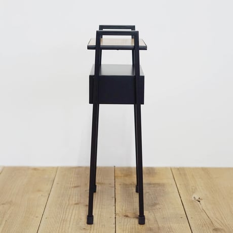 IRON × WOOD SIDE TABLE / シンプルでスタイリッシュなサイドテーブル / アイアン , マンゴーウッド