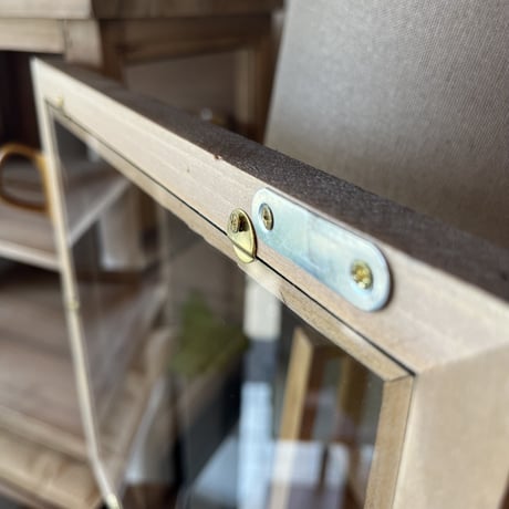 WOOD KITCHEN CABINET / 大きめサイズでたくさん収納 両サイドもガラス面 / サイズ : W380×D250×H400mm  キッチン収納キャビネット ガラスショーケース