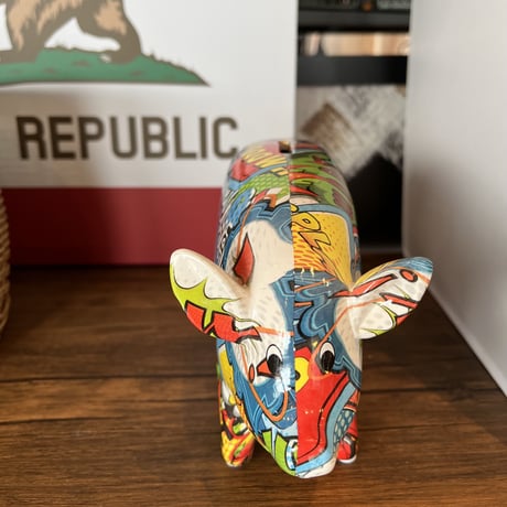 POPな貯金箱で眺めて貯めようPIG COIN BANK / LUCKY PIGGY ポップなアメリカン貯金箱 / ブタさん貯金箱 サイズ  / W205×H125×D75mm