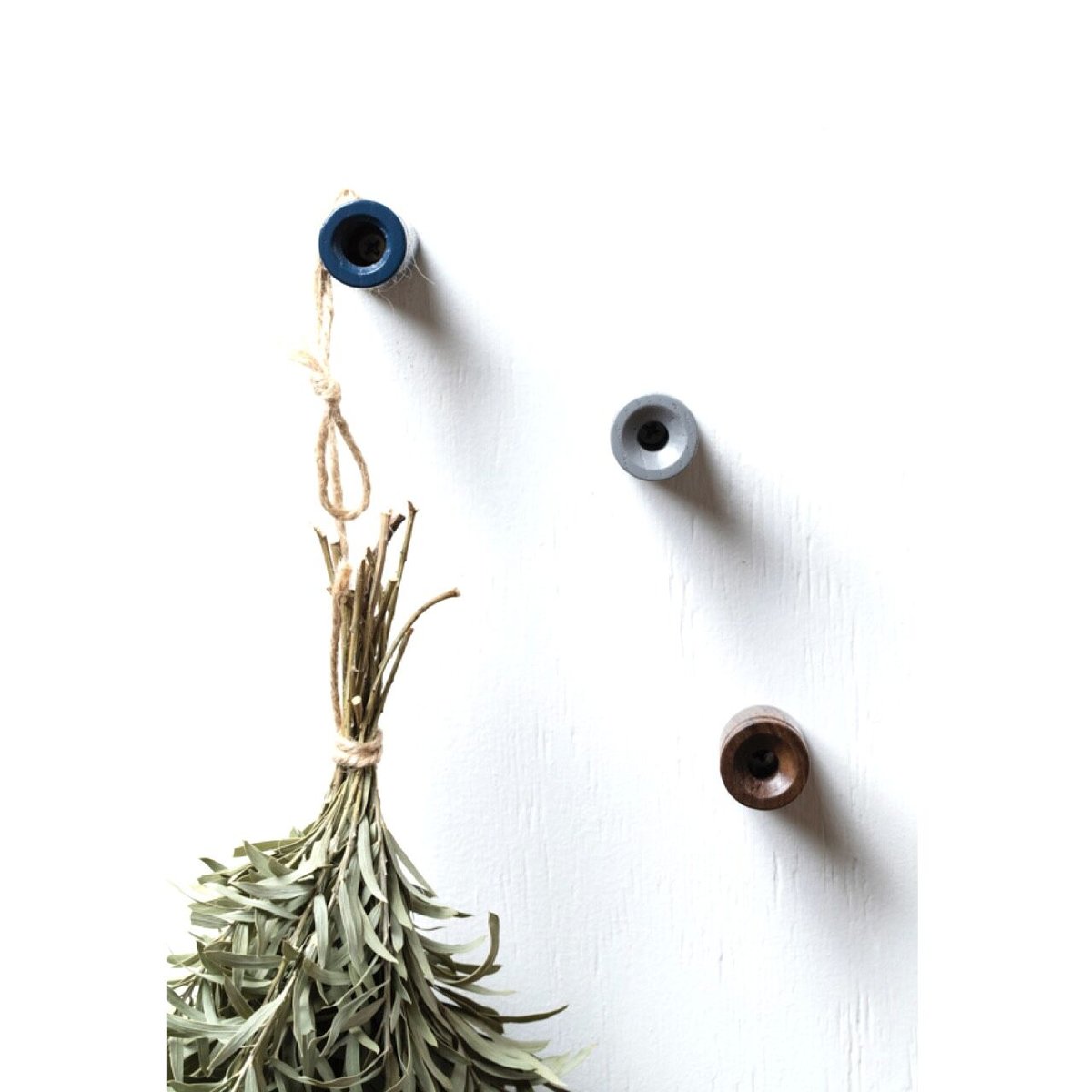 スタイリッシュ＆耐久性！アッシュウッドウォールハンガー スタイリッシュ＆耐久性！アッシュウッドウォールハンガー