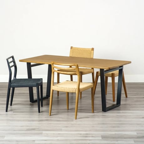 ASH + STEEL LEG DINING TABLE 1600 / BROWN , BLACK / アッシュ無垢材のベーシックなダイニングテーブル