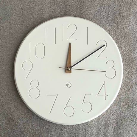 Smuk sweepmovement clock / 立体感のあるデザインの壁掛け時計 / 掛け時計 / 彫刻 / 音がしない掛け時計
