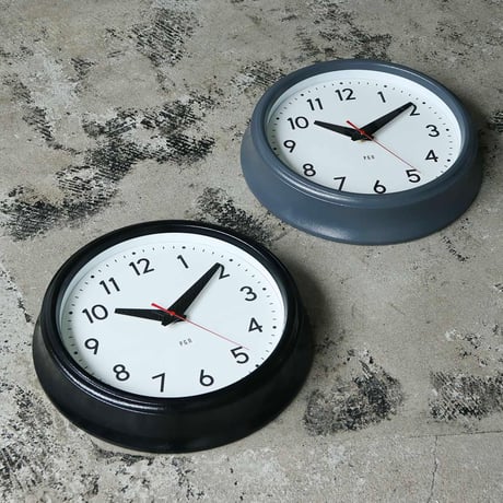 SCHOOLHOUSE WALL CLOCK / スクールハウス ウォールクロック / GRAY , BLACK / 掛け時計 / スイープムーブメントクロック