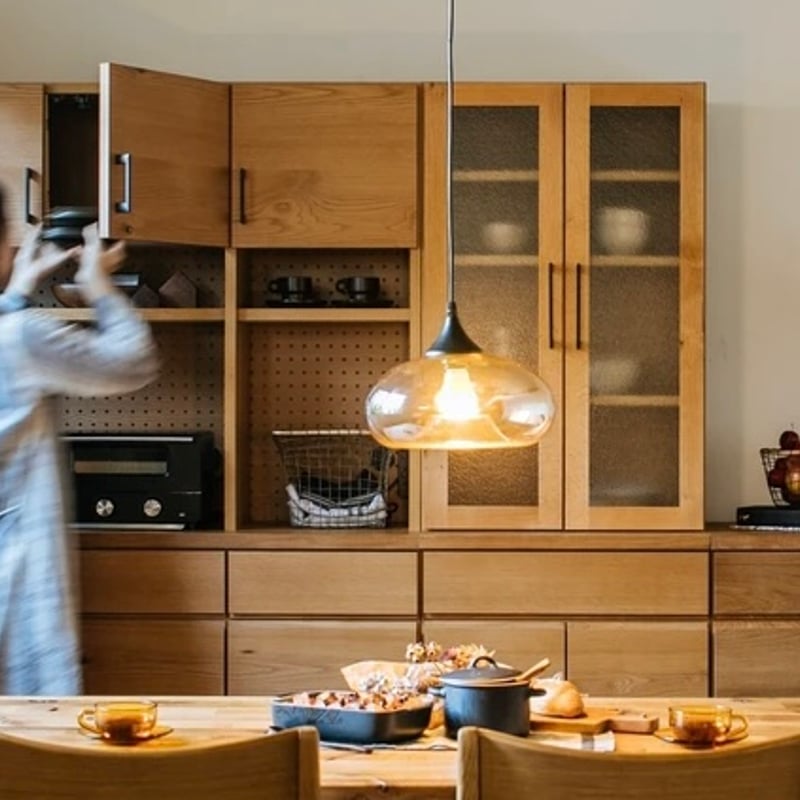 DINING FURNITURE / シンプルでシャープな DINING FURNITURE / シンプルでシャープな
