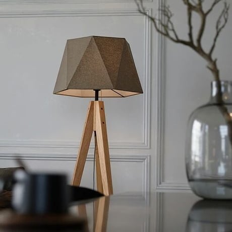 Espresso 2 -floor lamp / エスプレッソ2フロアーランプ / 1灯 E26 60W 木製脚 LED対応 無垢材 北欧シンプル ARTWORK STUDIO AW-0572