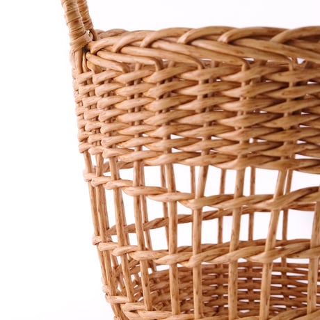 PP ROUND BASKET / Sサイズ , Lサイズ / 軽量＆水洗いOK、空間をセンス良く整えてくれる優秀アイテム