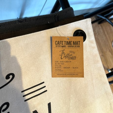 INTERFORM / 壁面に飾りたくなるCAFE TIME MAT / white , black 2枚セット / 45×65cm