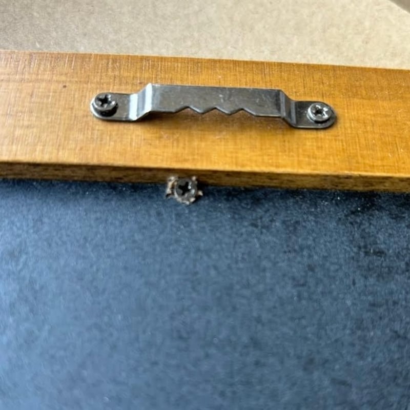 WOODEN FRAME MIRROR / 枠の個性が空間も引き立たせるアートフレーム