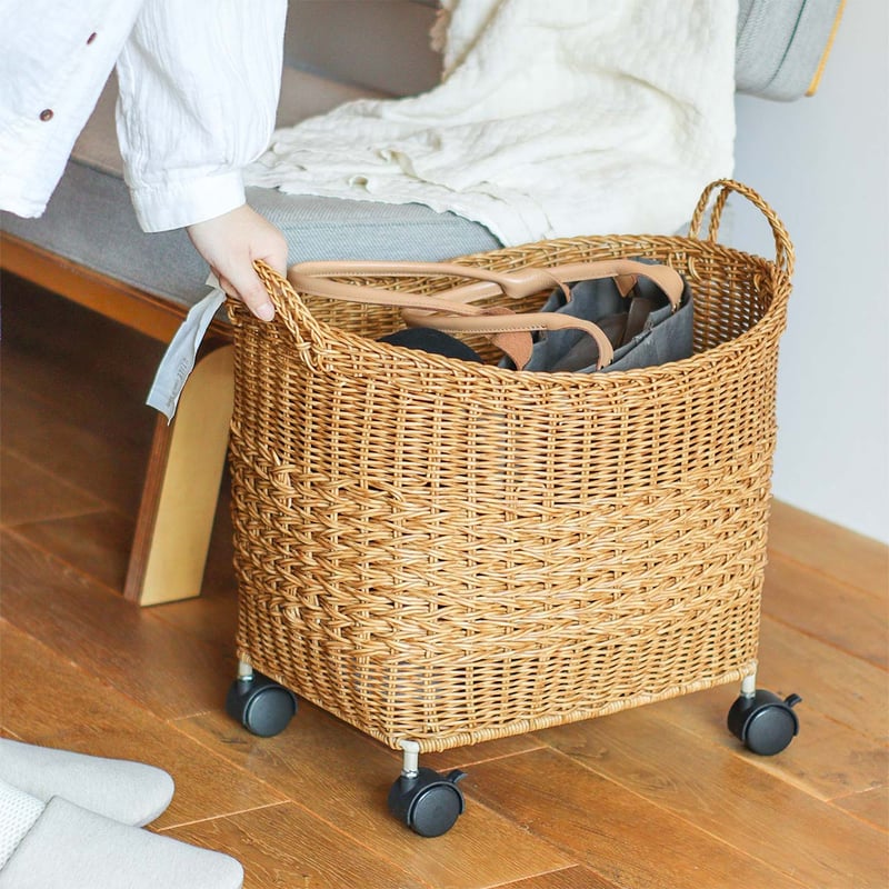 CASTER BASKET / かご編みのナチュラルなスタイリングの洗濯かご