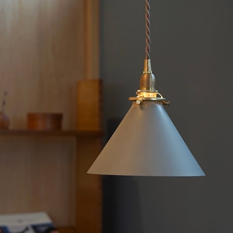 Cornish pendant light  / アイアンシェード + 真鍮灯具 / コード100cm / E17 シーリングカバー付 / TYPE A