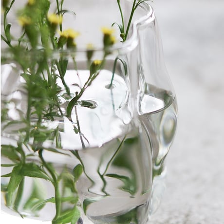 WIRE DANISH ART GLASS / 暮らしの中でさりげなく存在感を放つデザイン性豊かなグラス