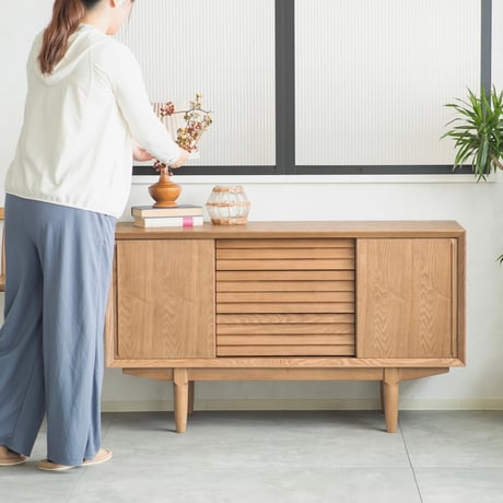 SIDE BOARD 120 / 洗練された雰囲気のタモ材 サイドボード / 北欧スタイル / 収納ボード / 北欧ヴィンテージ / タモ無垢材