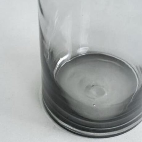 広がるリムが特徴的な背の高いガラスベース / AXCIS ワイドガラスベース / レウナ /花器 / 花瓶 / フラワーベース
