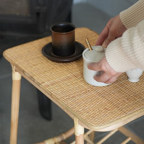 AXCIS RATTAN スクエアテーブル / サイズ : 約w450×d350×h495mm
