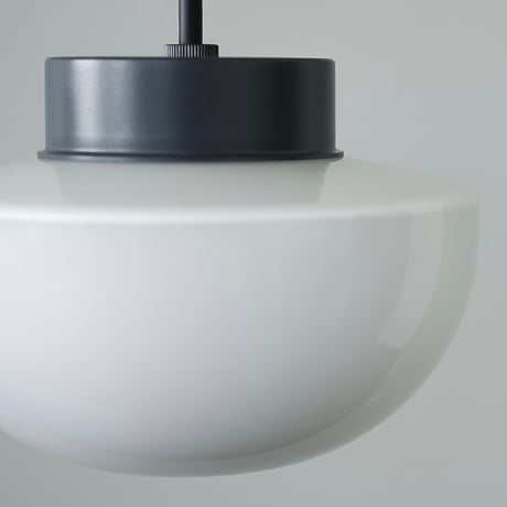 Joo pendant light 60 / クラシカルさと現代的な雰囲気を併せ持つペンダントライト / WHITE , GRAY / E17 コード長60cm