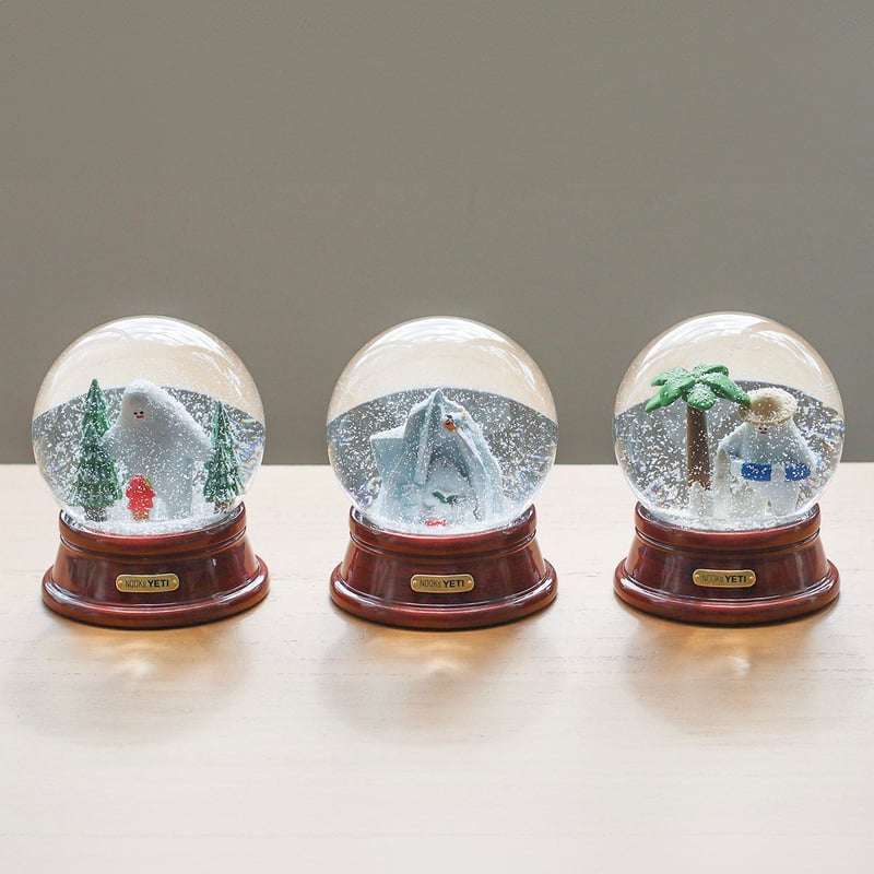 SNOW DOME NOOKs / やさしく揺れる雪景色に思わず心がほどけるイエティ