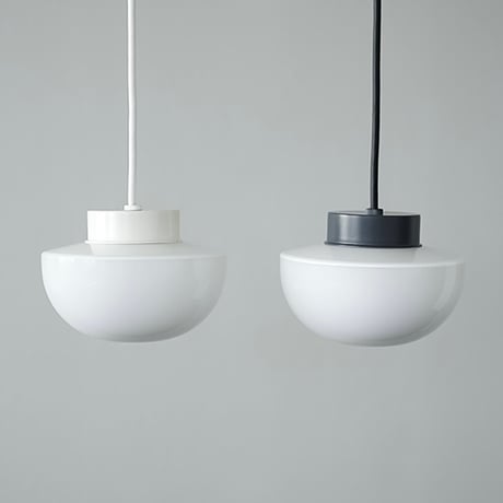 Joo pendant light 60 / クラシカルさと現代的な雰囲気を併せ持つペンダントライト / WHITE , GRAY / E17 コード長60cm