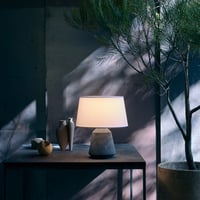 EFFECT-table lamp / 風合いのあるシェードに陶器のベースを組み合わせた自然テイストのランプ / BEIGE , GRAY