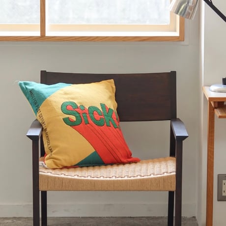 CUSHION COVER / 遊び心のあるメッセージとデザイン / クッションカバー / SICK , NEVER BETTER , BEER LOVER , COFFEE HOLIC