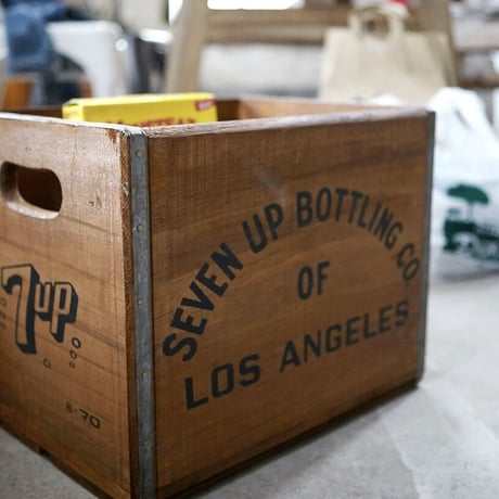 VINTAGE LIKE 7UP WOOD BOX / ウッドボックス / M , L  / オールドアメリカン / ビンテージインテリア / 衣類 日用品収納 / 約W40×D27×H22.5cm