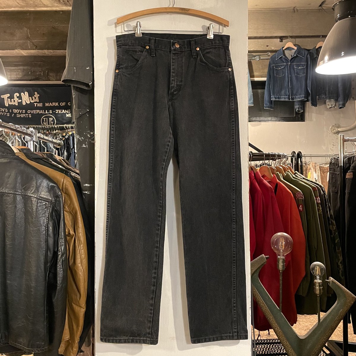 Wrangler 13MWZWK ブラックデニム パンツ 31×32 ラングラー (S3471