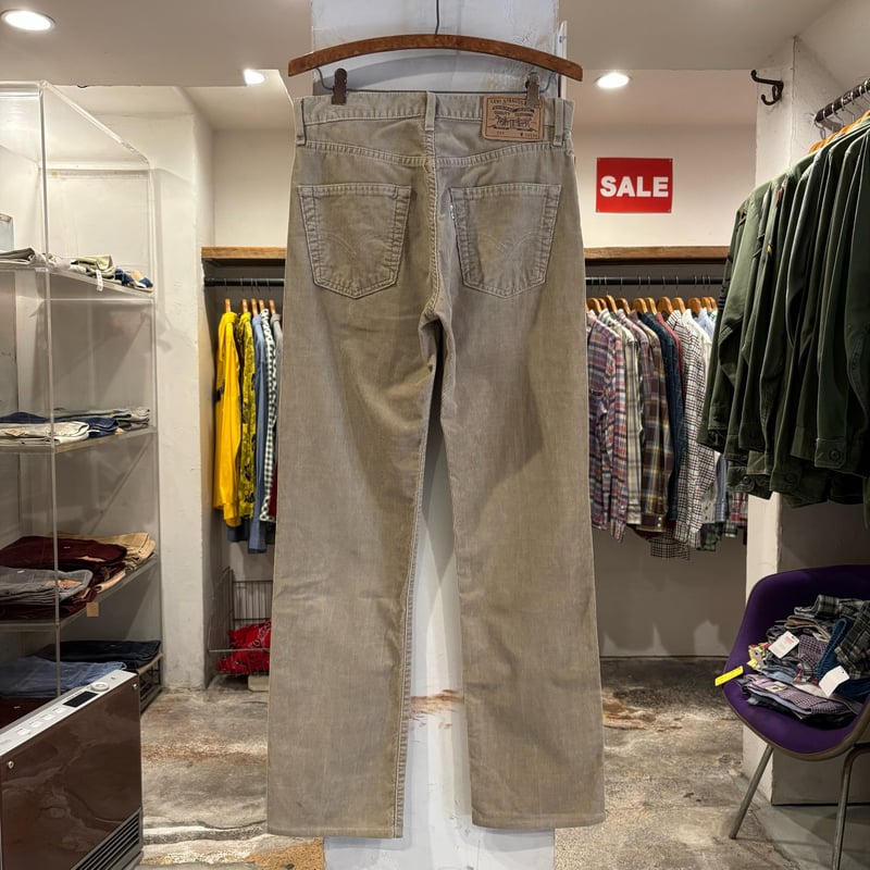 90s Levi's OFFICER 2タック コーデュロイパンツ ベージュ 90s Levi's 551 6923 コーデュロイパンツ ユーロ リーバイス ベージュ