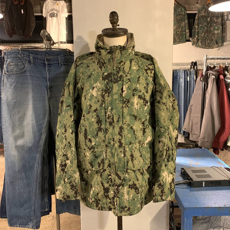 US NAVY TYPE3 GORE-TEX PARKA デジタルカモ DEADSTOCK ゴ