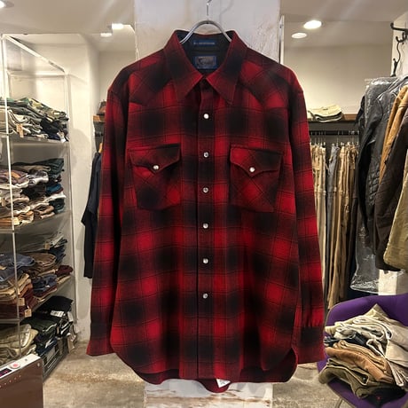 70s　PENDLETON　ウールチェックシャツ　ペンドルトン　オンブレチェック　赤×黒　ウエスタンシャツ　Size L　USA製　(S3928)