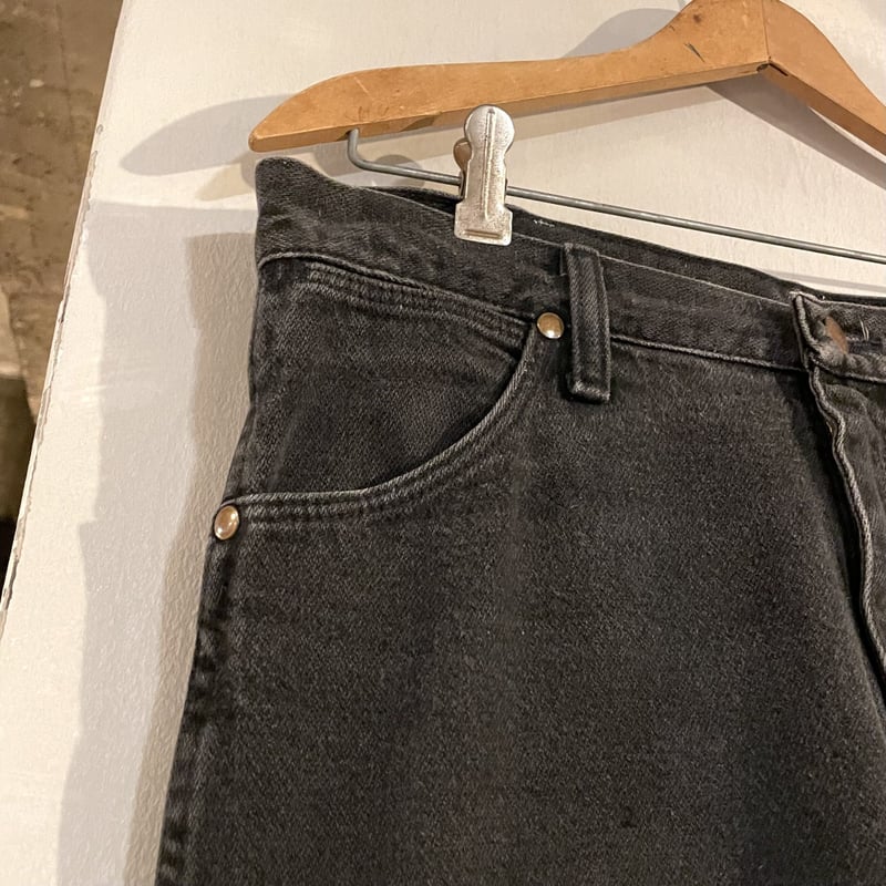 90s wrangler 先染め　ブラック　黒　usa製　33×32 デニム 90s USA製 ラングラー ブラックデニム 先染め 黒 美品 vintage