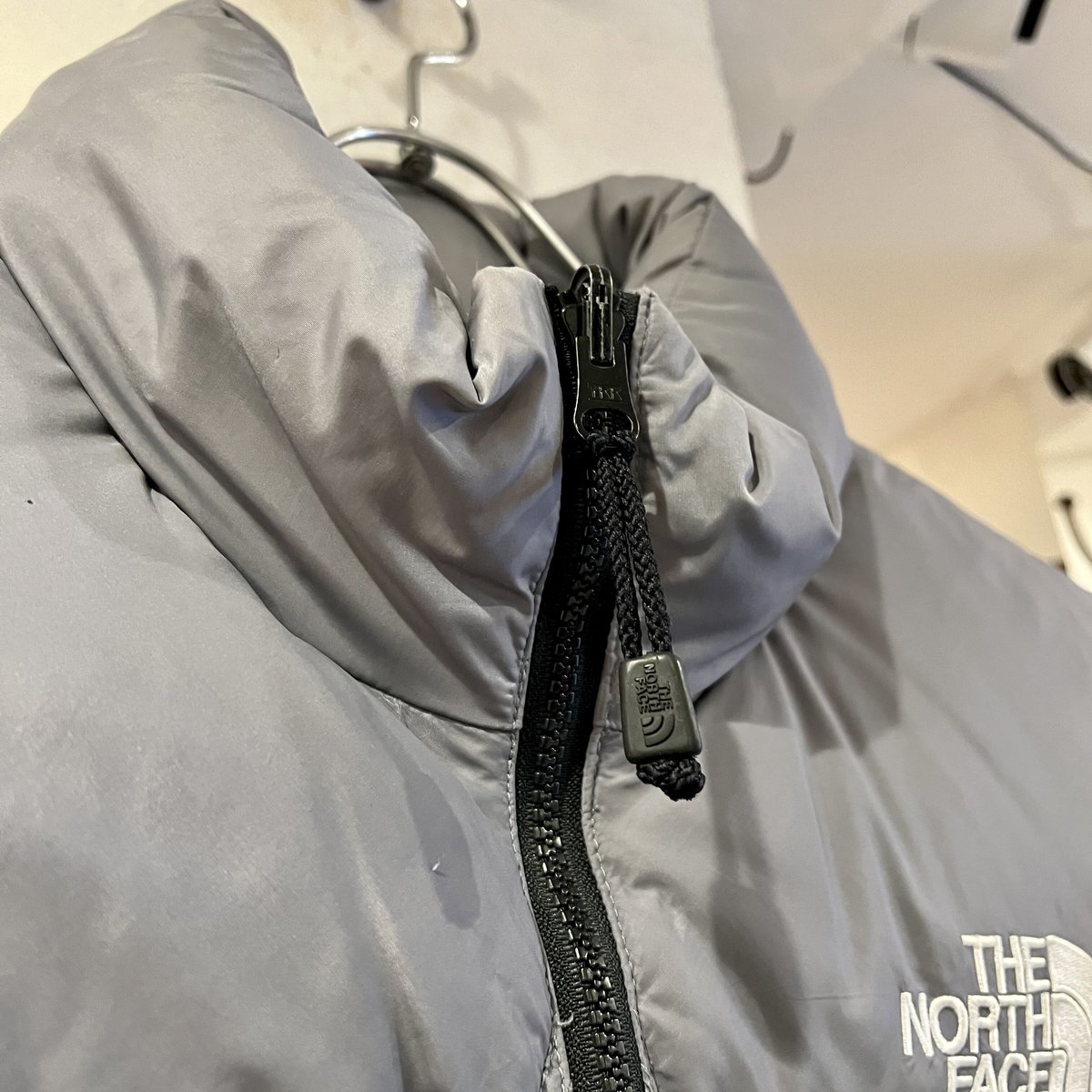 THE NORTH FACE ヌプシダウンベスト ノースフェイス グレー